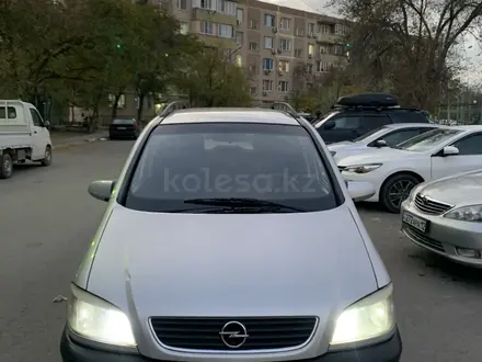 Opel Zafira 2001 года за 3 500 000 тг. в Актау – фото 3