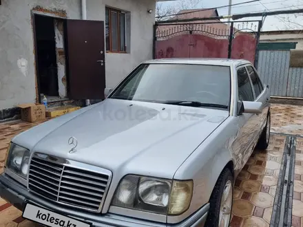 Mercedes-Benz E 280 1993 года за 2 100 000 тг. в Кентау – фото 5