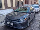 Toyota Camry 2019 года за 11 950 000 тг. в Астана – фото 3