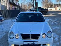 Mercedes-Benz E 320 2000 годаfor7 200 000 тг. в Шымкент