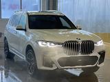 BMW X7 2021 года за 58 000 000 тг. в Астана