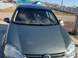 Volkswagen Golf 2004 годаүшін2 500 000 тг. в Атырау – фото 5