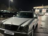 Mercedes-Benz E 230 1997 годаүшін3 500 000 тг. в Караганда – фото 3