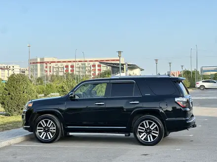 Toyota 4Runner 2015 года за 14 000 000 тг. в Актау – фото 2