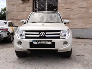 Mitsubishi Pajero, 2008