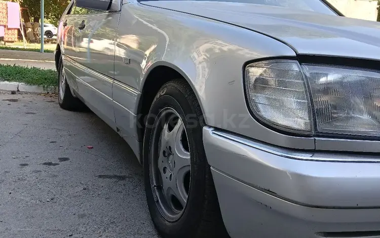 Mercedes-Benz S 320 1996 годаүшін3 300 000 тг. в Тараз