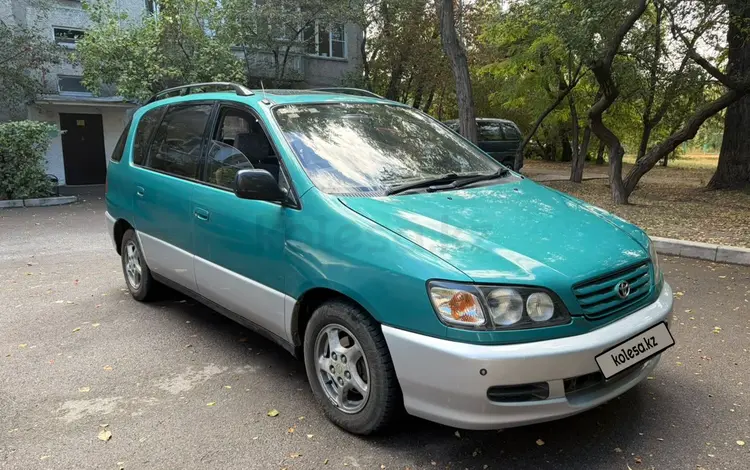 Toyota Ipsum 1996 года за 2 800 000 тг. в Алматы