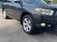 Toyota Highlander 2008 годаfor8 500 000 тг. в Алматы