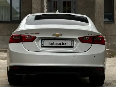 Chevrolet Malibu 2019 года за 7 600 000 тг. в Шымкент – фото 3