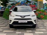 Toyota RAV4 2018 годаүшін13 300 000 тг. в Алматы – фото 3