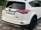 Toyota RAV4 2018 годаүшін13 300 000 тг. в Алматы – фото 5