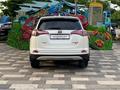 Toyota RAV4 2018 года за 13 300 000 тг. в Алматы – фото 7