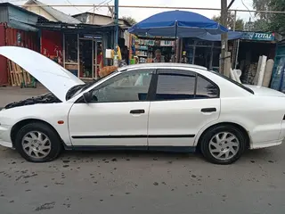 Mitsubishi Galant