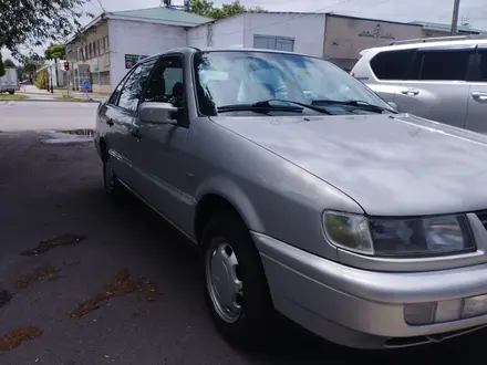 Volkswagen Passat 1996 года за 2 100 000 тг. в Тараз – фото 14
