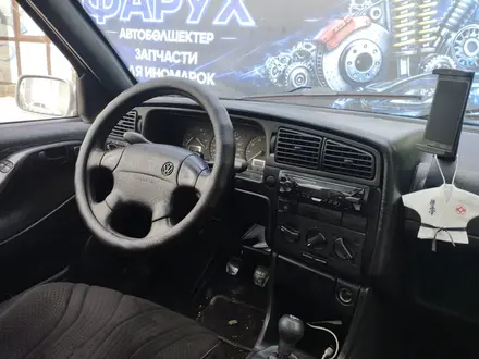 Volkswagen Passat 1996 года за 2 100 000 тг. в Тараз – фото 22