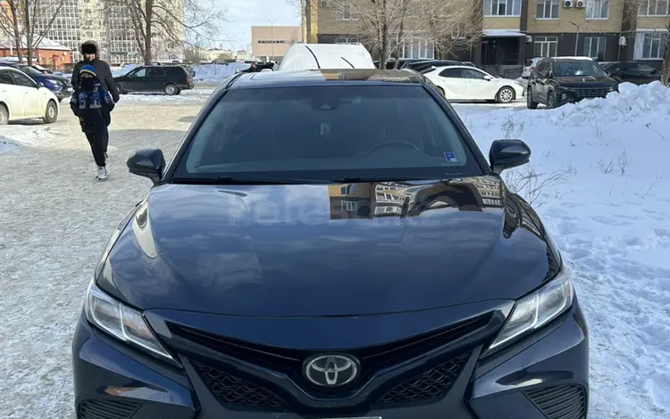 Toyota Camry 2018 годаүшін10 000 000 тг. в Уральск