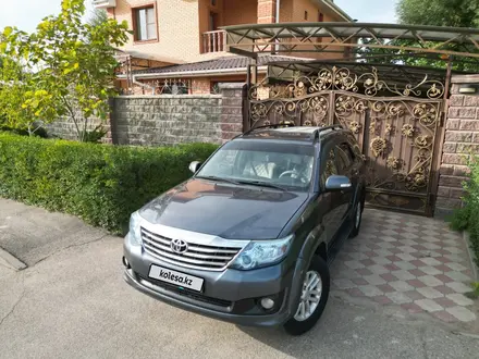 Toyota Fortuner 2013 года за 11 000 000 тг. в Конаев (Капшагай) – фото 3