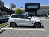 BMW X5 2019 года за 29 000 000 тг. в Алматы – фото 4