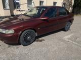 Opel Vectra 1996 года за 750 000 тг. в Караганда – фото 2