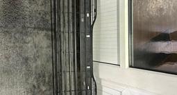 Решетка в бампер 70 le тойота камри бу оригинал за 60 000 тг. в Алматы