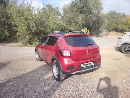 Renault Sandero Stepway 2017 года за 4 300 000 тг. в Караганда – фото 10