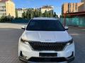 Kia Carnival 2023 года за 27 000 000 тг. в Актобе