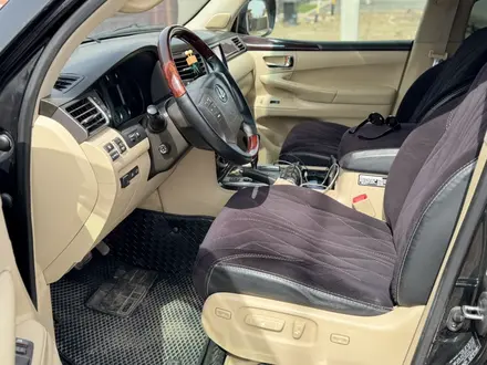 Lexus LX 570 2008 года за 18 000 000 тг. в Астана – фото 11
