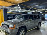 Jeep Grand Cherokee 1996 годаfor12 500 000 тг. в Алматы – фото 2