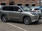 Lexus LX 570 2017 года за 43 000 000 тг. в Астана – фото 3