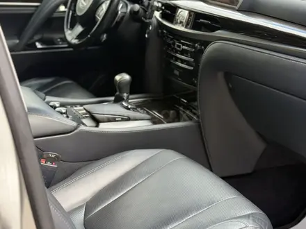 Lexus LX 570 2017 года за 43 000 000 тг. в Астана – фото 10