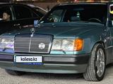 Mercedes-Benz E 280 1990 годаfor2 600 000 тг. в Шымкент