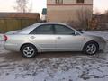 Toyota Camry 2003 годаүшін4 500 000 тг. в Актобе – фото 11