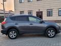 Toyota RAV4 2015 года за 10 300 000 тг. в Уральск