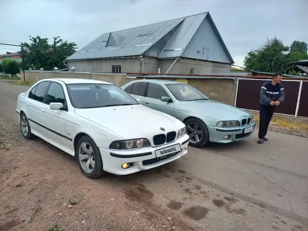 BMW 523 1997 года за 3 500 000 тг. в Алматы