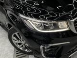 Kia Carnival 2019 года за 16 000 000 тг. в Шымкент – фото 2