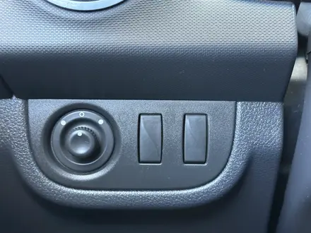 Renault Logan 2016 года за 3 800 000 тг. в Актобе – фото 15