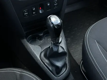Renault Logan 2016 года за 3 800 000 тг. в Актобе – фото 25