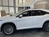 Lexus RX 200t 2022 годаүшін26 500 000 тг. в Уральск – фото 2
