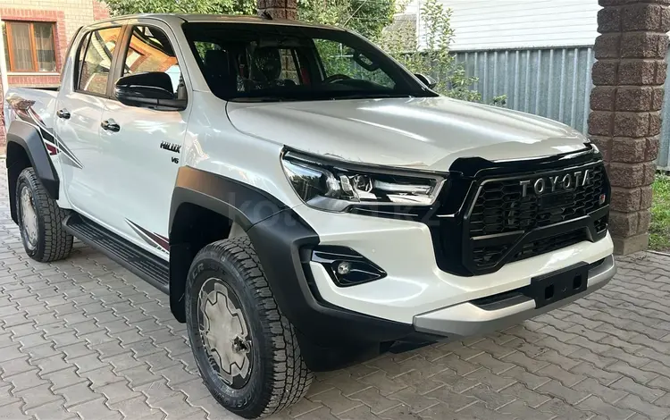 Toyota Hilux 2026 года за 31 700 000 тг. в Алматы