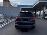 BMW X7 2021 года за 51 000 000 тг. в Астана – фото 2