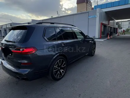 BMW X7 2021 года за 51 000 000 тг. в Астана – фото 3