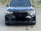 BMW X7 2021 года за 51 000 000 тг. в Астана