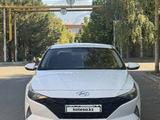 Hyundai Elantra 2022 года за 7 200 000 тг. в Алматы – фото 2