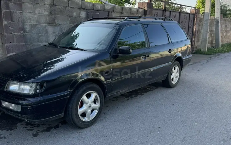 Volkswagen Passat 1996 года за 1 300 000 тг. в Шымкент