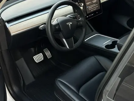 Tesla Model Y 2023 года за 21 000 000 тг. в Алматы – фото 10