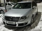 Volkswagen Passat 2010 года за 3 800 000 тг. в Актобе