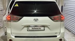 Toyota Sienna 2015 годаүшін14 500 000 тг. в Жанаозен – фото 3