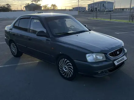 Hyundai Accent 2005 года за 2 100 000 тг. в Жанаозен – фото 3