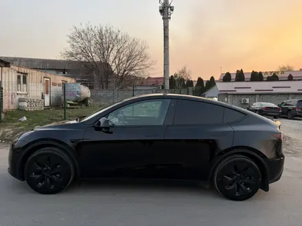 Tesla Model Y 2023 года за 12 500 000 тг. в Алматы – фото 4
