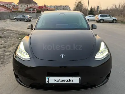 Tesla Model Y 2023 года за 12 500 000 тг. в Алматы – фото 2